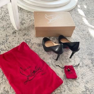 Christian Louboutin black leather heels ✨